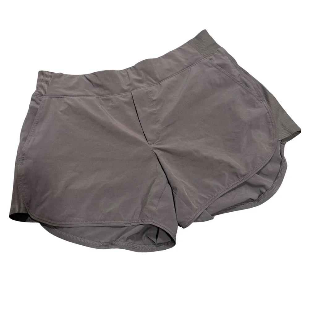 Athleta Shorts Womens 4 Gray Hiking Travel Athletic Ribbed Waist
